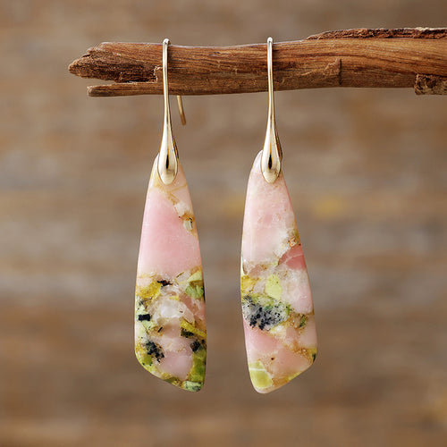 Strength-Hand-cut Natural Stone Pendant Earrings